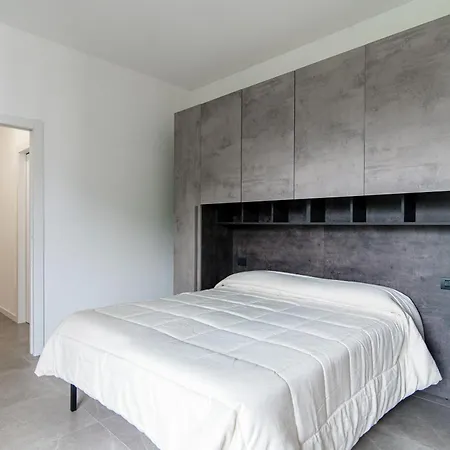 Joivy Stylish 2-bedroom By * Como