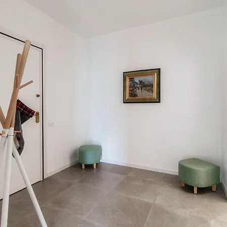 Joivy Stylish 2-bedroom By * Como