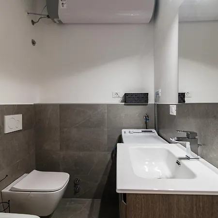 Joivy Stylish 2-bedroom By *